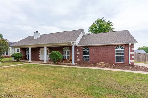 2310 Woodwind Way, Van Buren, AR 72956