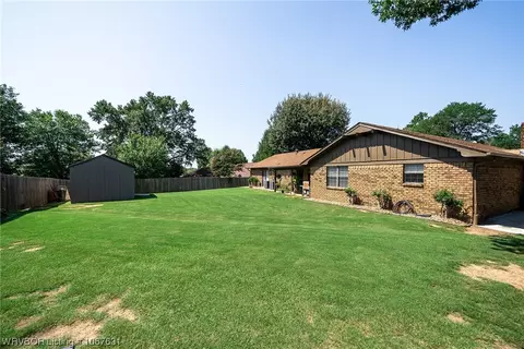 1102 3rd Ter, Barling, AR 72923 photo 40