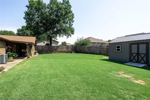 1102 3rd Ter, Barling, AR 72923 photo 38
