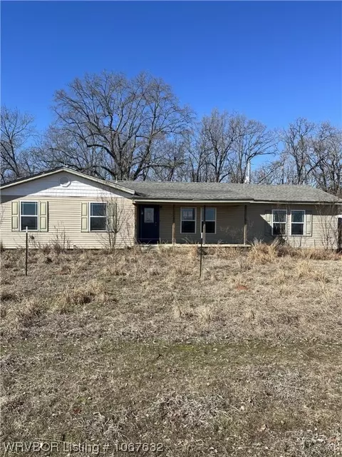 703 Fuller Ave, Pocola, OK 74902