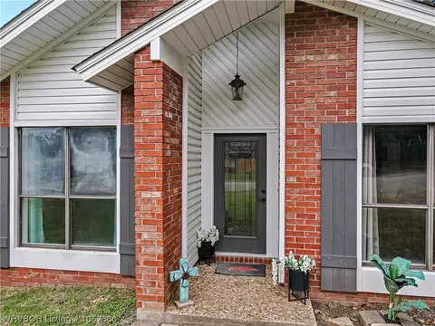 3016 Edinburgh Dr, Fort Smith, AR 72908 photo 2