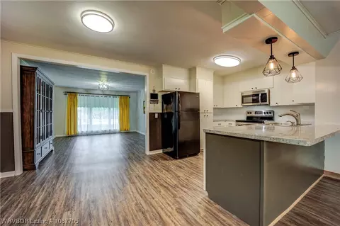 Kitchen - 32500 Hwy 22, Charleston, AR 72933 photo 1 of 4