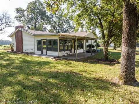 Exterior - 32500 Hwy 22, Charleston, AR 72933 photo 5 of 7