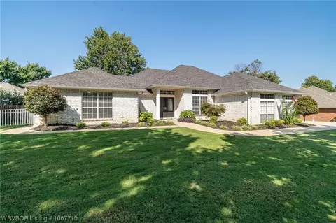10708 Kent Ct, Fort Smith, AR 72908 photo 2