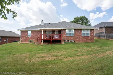 Exterior - 4009 Colton Dr, Fort Smith, AR 72903 photo 7 of 10