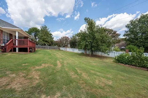 Exterior - 4009 Colton Dr, Fort Smith, AR 72903 photo 5 of 10