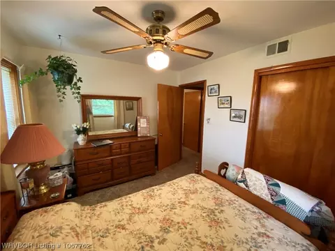 712 18th St, Ozark, AR 72949 photo 4