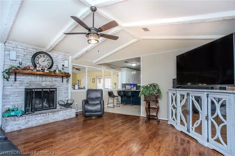 6431 Ridgeway Ln, Ozark, AR 72949 photo 3