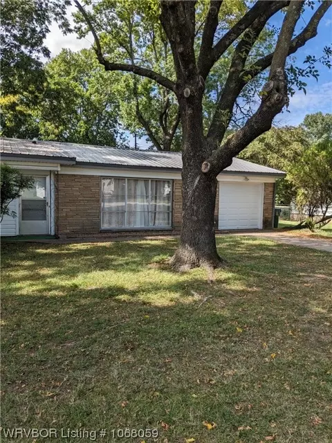 4920 S 33rd St, Fort Smith, AR 72903 photo 2