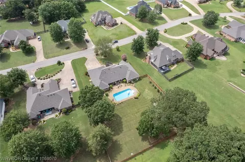 11201 Maple Park Dr, Fort Smith, AR 72916 photo 4