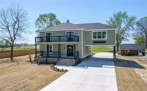 2305 Moody Rd, Barling, AR 72923