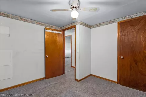 211 2nd St, Hartford, AR 72938 photo 7