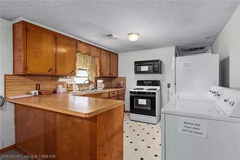 211 2nd St, Hartford, AR 72938 photo 13