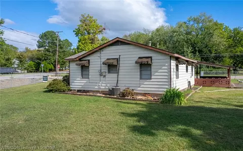211 2nd St, Hartford, AR 72938 photo 21
