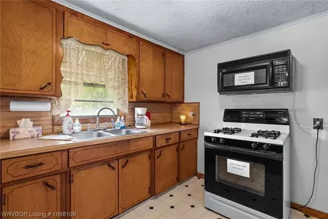 211 2nd St, Hartford, AR 72938 photo 15