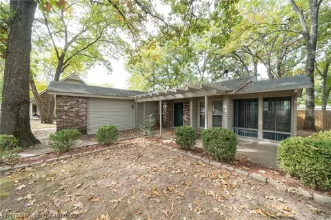 3231 Edinburgh Dr, Fort Smith, AR 72908 photo 4