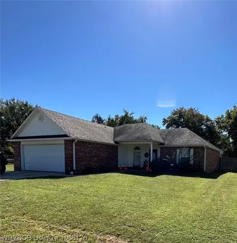 463 Lara Ave, Waldron, AR 72958