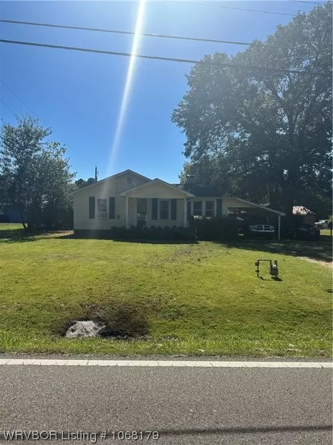 291 6th St, Waldron, AR 72958