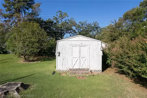 1305 N 58th Ter, Fort Smith, AR 72904 photo 7