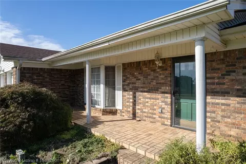 1305 N 58th Ter, Fort Smith, AR 72904 photo 5