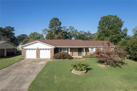 1305 N 58th Ter, Fort Smith, AR 72904