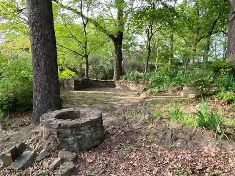 Exterior - 1218 Elizabeth Ln, Fort Smith, AR 72903 photo 6 of 11
