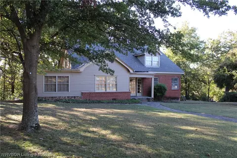 1218 Elizabeth Ln, Fort Smith, AR 72903
