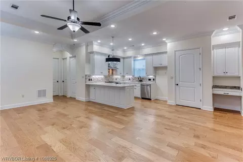 2 Jeffrey Way, Fort Smith, AR 72903 photo 7