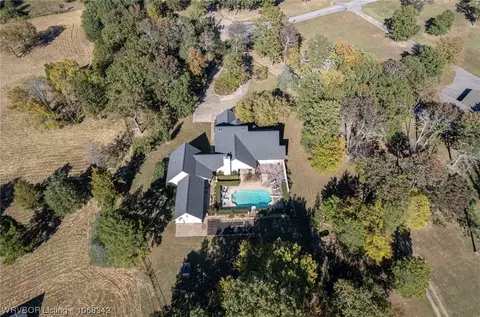 302 Brownwood Ests, Fort Smith, AR 72916 photo 4