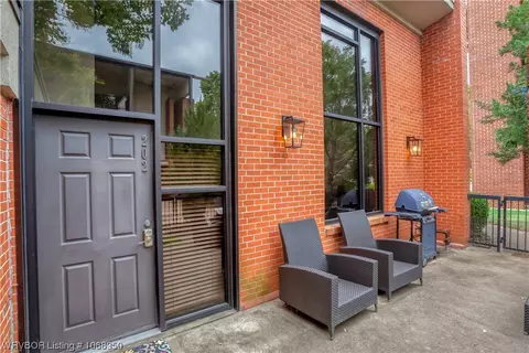 313 E Lafayette St, Fayetteville, AR 72701