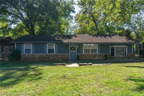770 Grissom Pl, Booneville, AR 72927