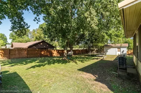 402 Spruce St, Paris, AR 72855 photo 15