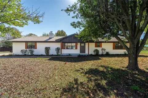 357 Marys Ln, Mulberry, AR 72947
