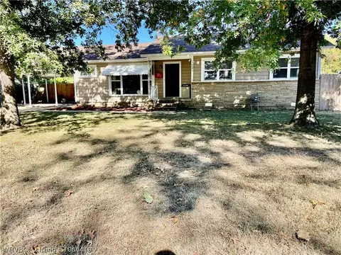 3721 Marshall Dr, Fort Smith, AR 72904 photo 2