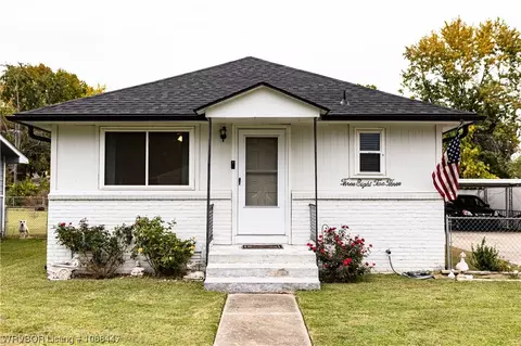 Exterior - 3823 Birnie Ave, Fort Smith, AR 72904 photo 3 of 8
