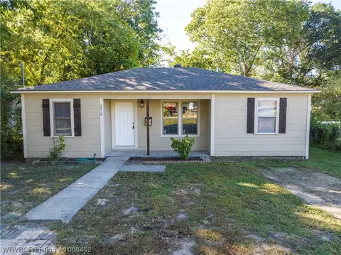 2016 Emma St, Van Buren, AR 72956