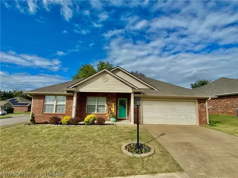 526 Northridge Dr, Van Buren, AR 72956