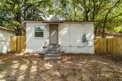 Exterior - 1415 N 37th St, Fort Smith, AR 72904 photo 11 of 14