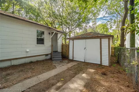 Exterior - 1415 N 37th St, Fort Smith, AR 72904 photo 12 of 14