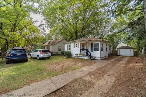 Exterior - 1415 N 37th St, Fort Smith, AR 72904 photo 2 of 14