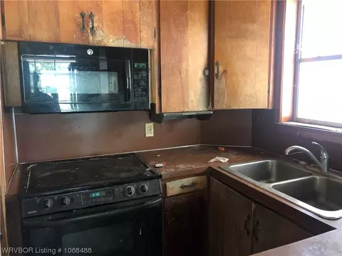 3207 N L St, Fort Smith, AR 72904 photo 5