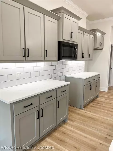 Kitchen - 414 Stoneledge, Lavaca, AR 72941 photo 5 of 5