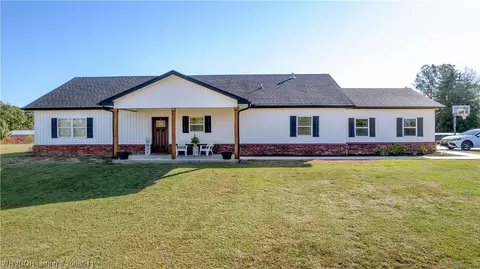 105273 S 4757 Rd, Muldrow, OK 74954