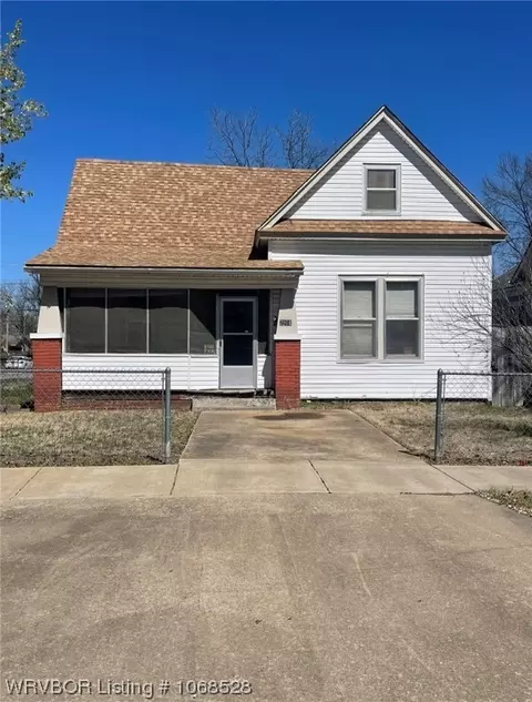 2201 N K St, Fort Smith, AR 72901