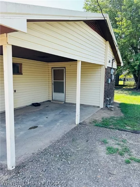 Exterior - 104 E Pryor Ave, Pocola, OK 74902 photo 10 of 11