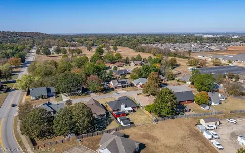 9405 Darlington Cir, Fort Smith, AR 72908 photo 41