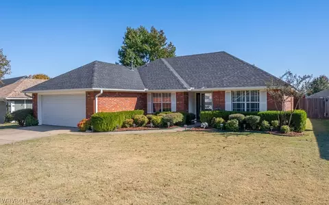 9405 Darlington Cir, Fort Smith, AR 72908 photo 2