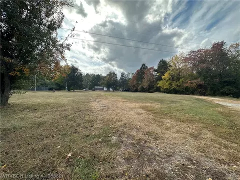 2226 Oliver Spgs, Van Buren, AR 72956
