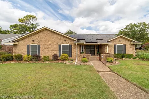 7621 Dover Pl, Fort Smith, AR 72903
