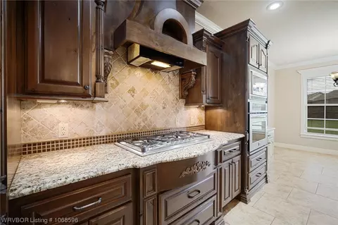 2900 Lakeview Pt, Fort Smith, AR 72903 photo 4